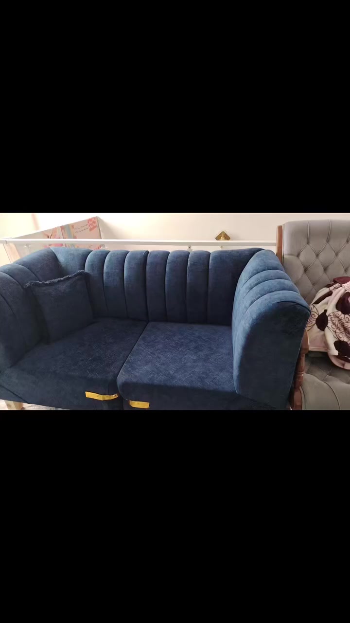 ديوان للبيع جديد السعر 600 وبي مجال


**إذا كنت صاحب هذا الإعلان وتريد حذفه لأي سبب، رجاءا أرسل رسالة إلى الدعم الفني**