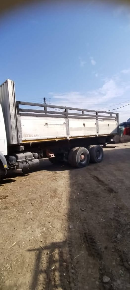 السلام عليكم بدي للبيع للاستفسار الاتصال على الرقم ***********
