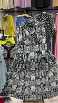 فستان الترند • شيفون درجة أولى • مقاسات ٤٠-٤٨