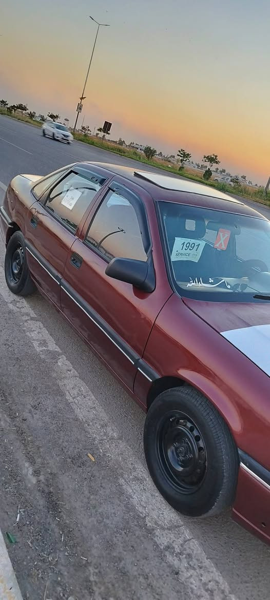 سلام علیکم 
اوبل ڤیکترامۆدێل 1991 
مکینە 18 گێڕ عادی 
گێڕ و مەکینە بەشەرت 
ڕەقەم هەولێر ڕەقەم باریک  هەزەی تازە سەنەوی تازەیە تا2031
سەیارەکەش بەناوی خۆمە چی کاتێ ویستت تەحویلی ئەکەم بۆت 
کۆبۆن بەنزینی هەیە 
سەیارەیە پوخت و ڕێکو پێکە 
***********
شوێن : کرکوک ، ڕحیم اوا كركوك, العراق
