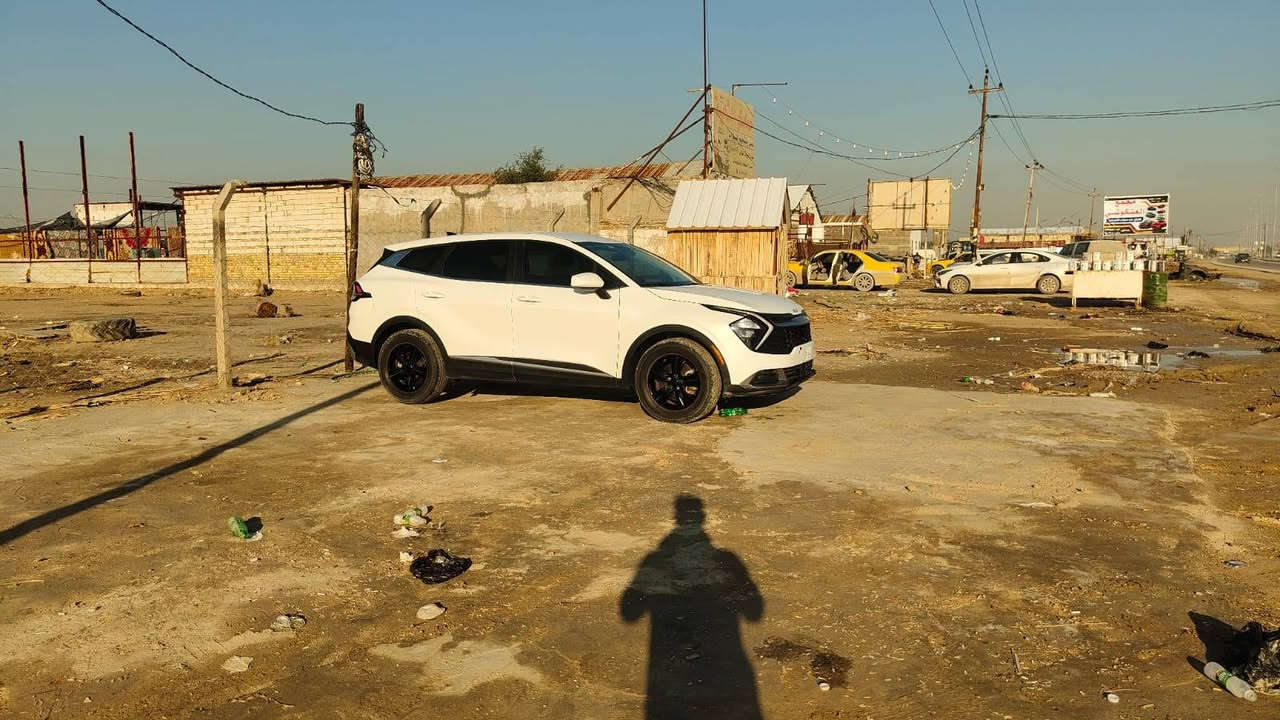 سبورتج 2023. ضرر موضح بالصور سعرها. 175 قفل قفل بدون رقم سعر مناسب 

للبيع او مطلوب مراوس بالاكسنت شرط نضيفة. او كيا ريو. او نيسان سني 

***********
