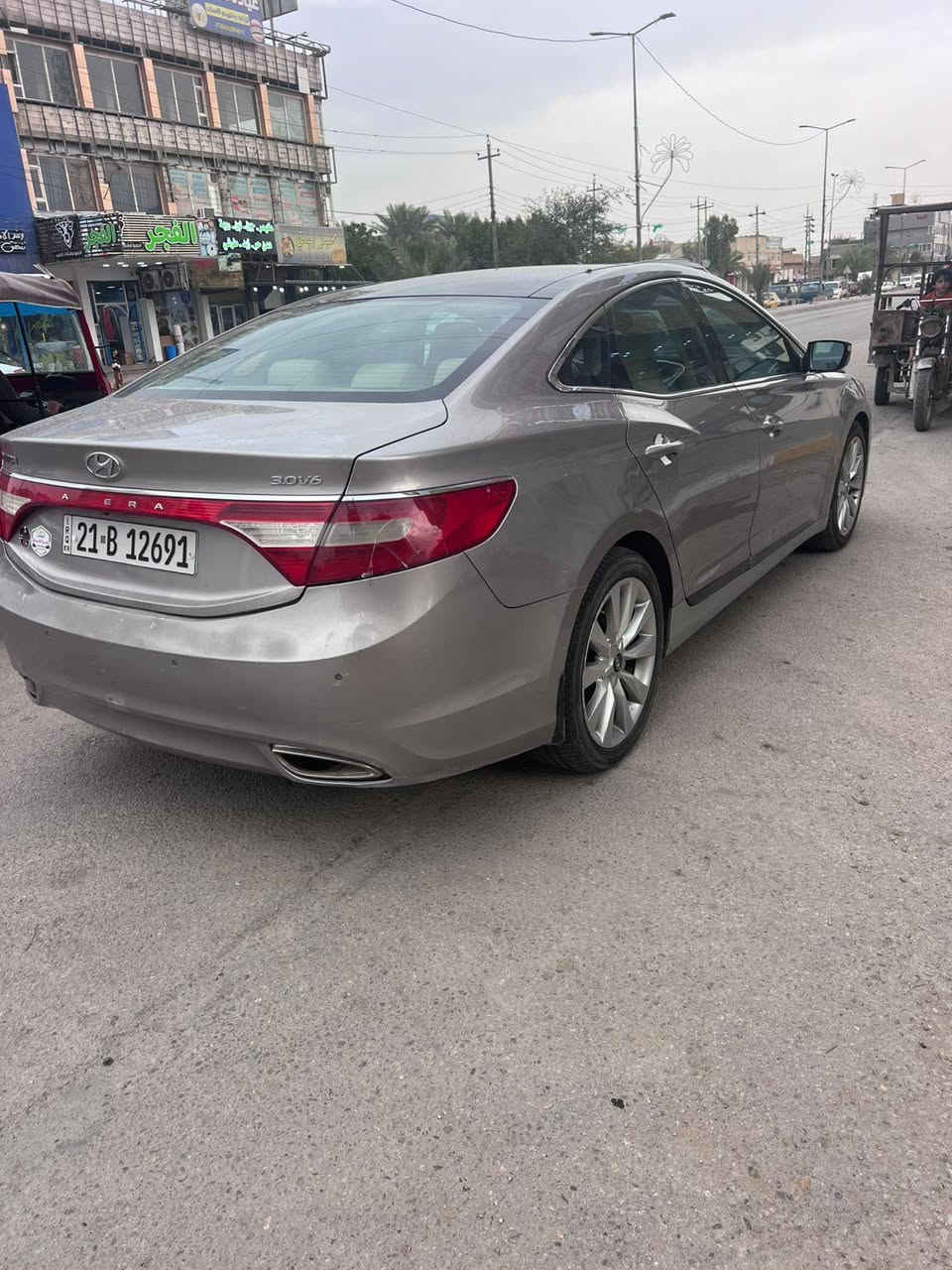 ياالله سلام عليكم سياره نوع هونداي  ازيرا موديل 2012خليجي فول مواصفات واحد عل واحد بصمه بنراما شاشه كامره حساسات تحكم ستيرن جهتين خمسه ويل كب 6سلندر 2قطع تبريد سستم سماعات كشاف زنون كفاله كير مكينه حداديه تخم تاير تبريد تدفىه تبريد ثلج شاير بل مري مري شفط كشنات كهرباىي جلد مكفوله من الحادث والضرب والتبديل والفتح والصبغ سياره جاهزه خير من الله العنوان كربلاء السعر 112وبيه مجال حك الجيه الهاتف ***********بيع فقط
