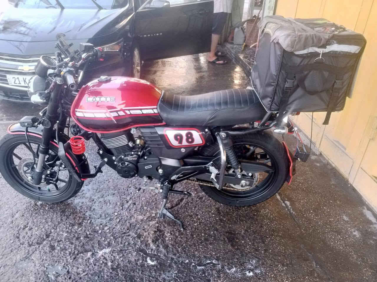 السلام عليكم دراجة دايواند لايتي محرك 200 CC موديل 25 ماكلك كفالة عامه تجي تكلب وتشوف دراجة ما ماشية خير من الله سعر 2500 
مكاني بغداد  العبيدي ***********
