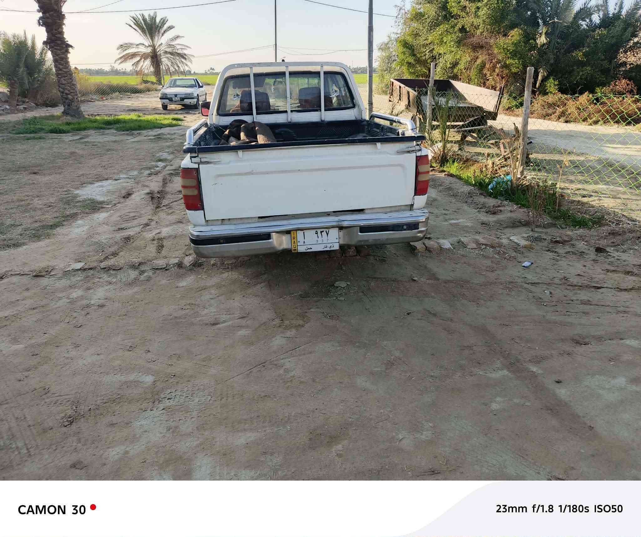 سلام عليكم سياره بيكم دير ٢٠٠٧ رقم ذي قار سياره حلوه ونضيفه مكينه وكير وحداديه نضيفه السعر ٣٧ وبيها مجال  العنوان نجف. رقم التلفون ***********
