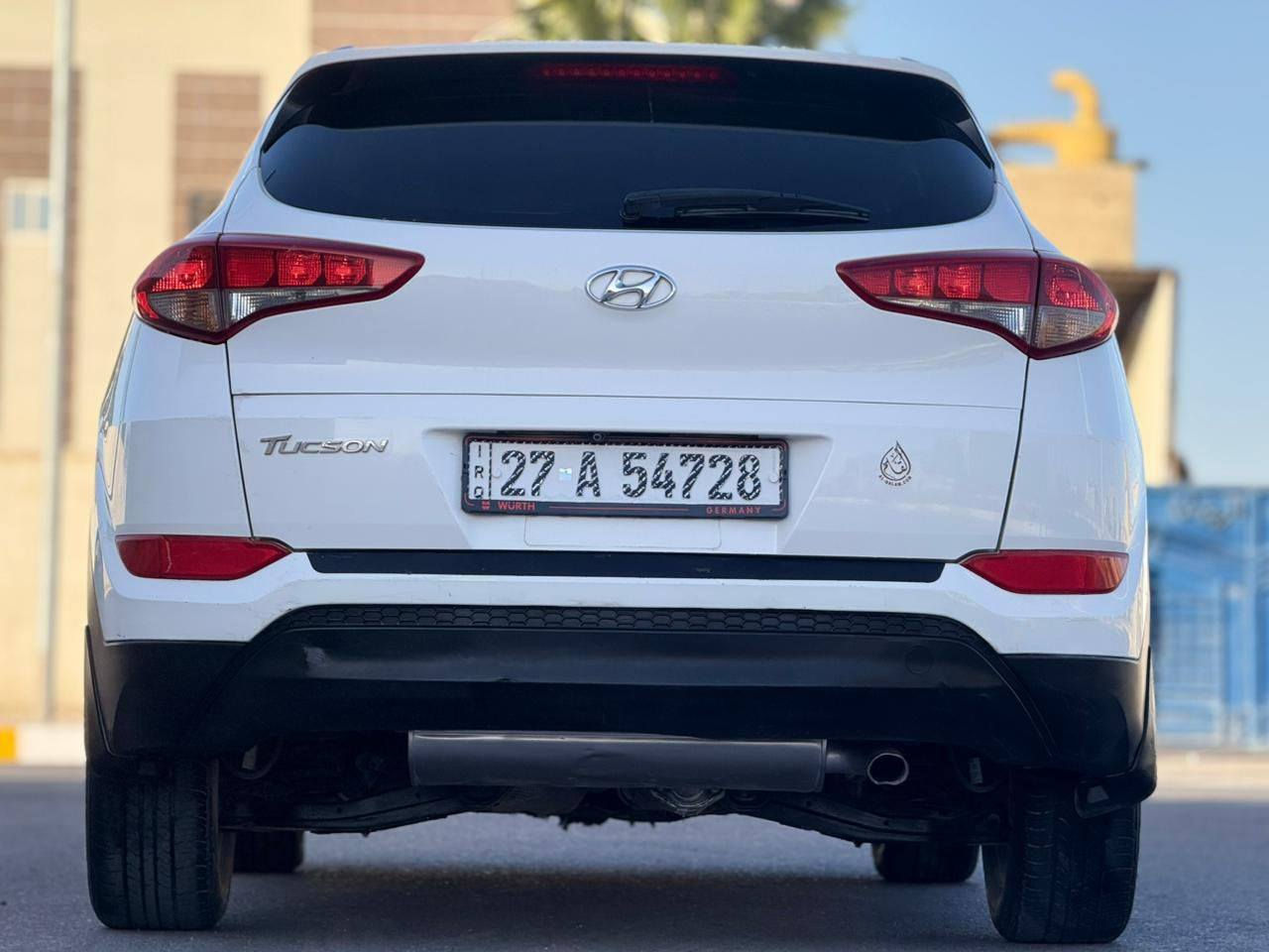 السلام عليكم للبيع هونداي توسان 2016 وارد أمريكي حادث بنيد مبدل وجاملغ امامي صبغ فقط بدون ظرر داخلي شاشه كامره تحكم ستيرن جهتين ويل كب كروم لايتات لد بلاجكتور محرك 2000 ما مفتوح كير ومحرك كفاله حداديه جديده طخم تاير جديد كل نقص  ما بيها رقم ذي قار الدولي سنويه جديده وهزه جديده مكاني ذي قار مركز السعر 142 لاستفسار ***********
