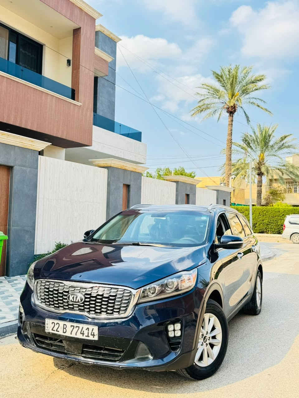 السلام عليكم .للبيع

سورنتو ٢٠٢٠ وارد امريكي
  
 السعر  147 بيها مجال 

***********

رقم اربيل دولي باسمي تحويل باسم المشتري
حادث جاملغ وبنيد
بيها بابتين كلير من امريكا 

مكان السيارة بغداد

المواصفات 
مكينه 4سلندر

كير ٨ سرعات

عداد المسافة 

شاشه كبير 
كامره دواره 
اربع انظمة قيادة
تحديد مسار 
7 راكب 
مانع  انزلاق
*  
صور الحادث مرافقه المنشور
