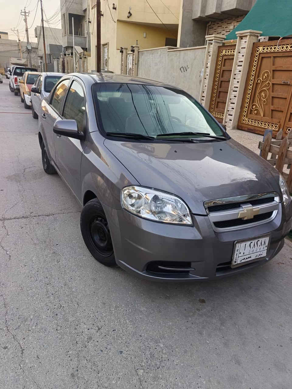 للبيع افيو موديل 2011 
گير ومحرك شرط 
بيها قطعتين صبغ رش السعر 65 بي مجال 
***********
