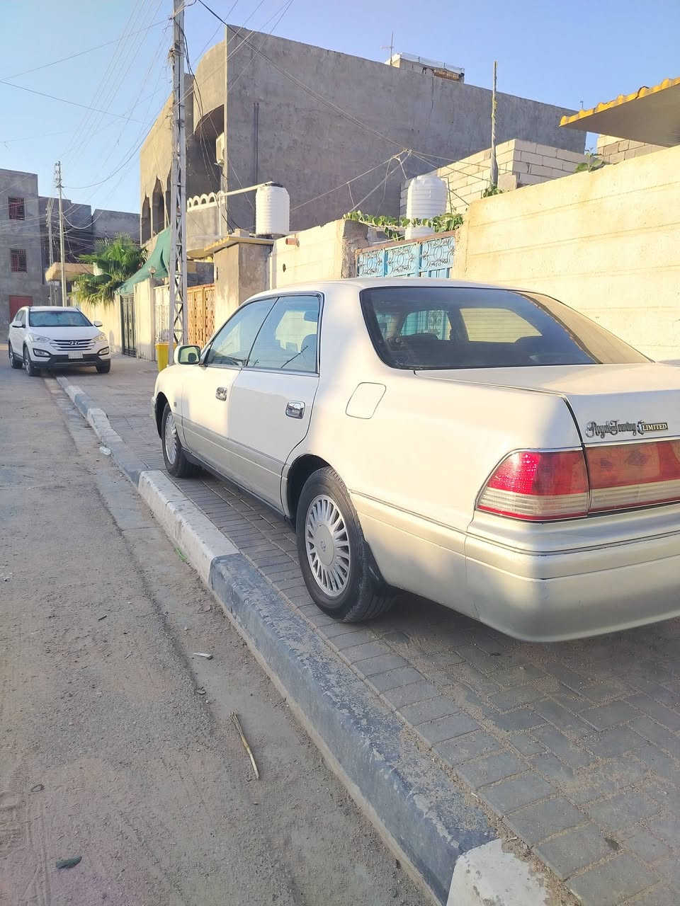 سياره راس الثور رقم بصره انكليزي مكفوله كص ونقل مكينه وكير حلوات تبريد شغال ثلج كهربائيات كلها شغاله حداده حلوه تخم تاير جدد. 
مكاني بصره رقم السعر ٧٥
***********
