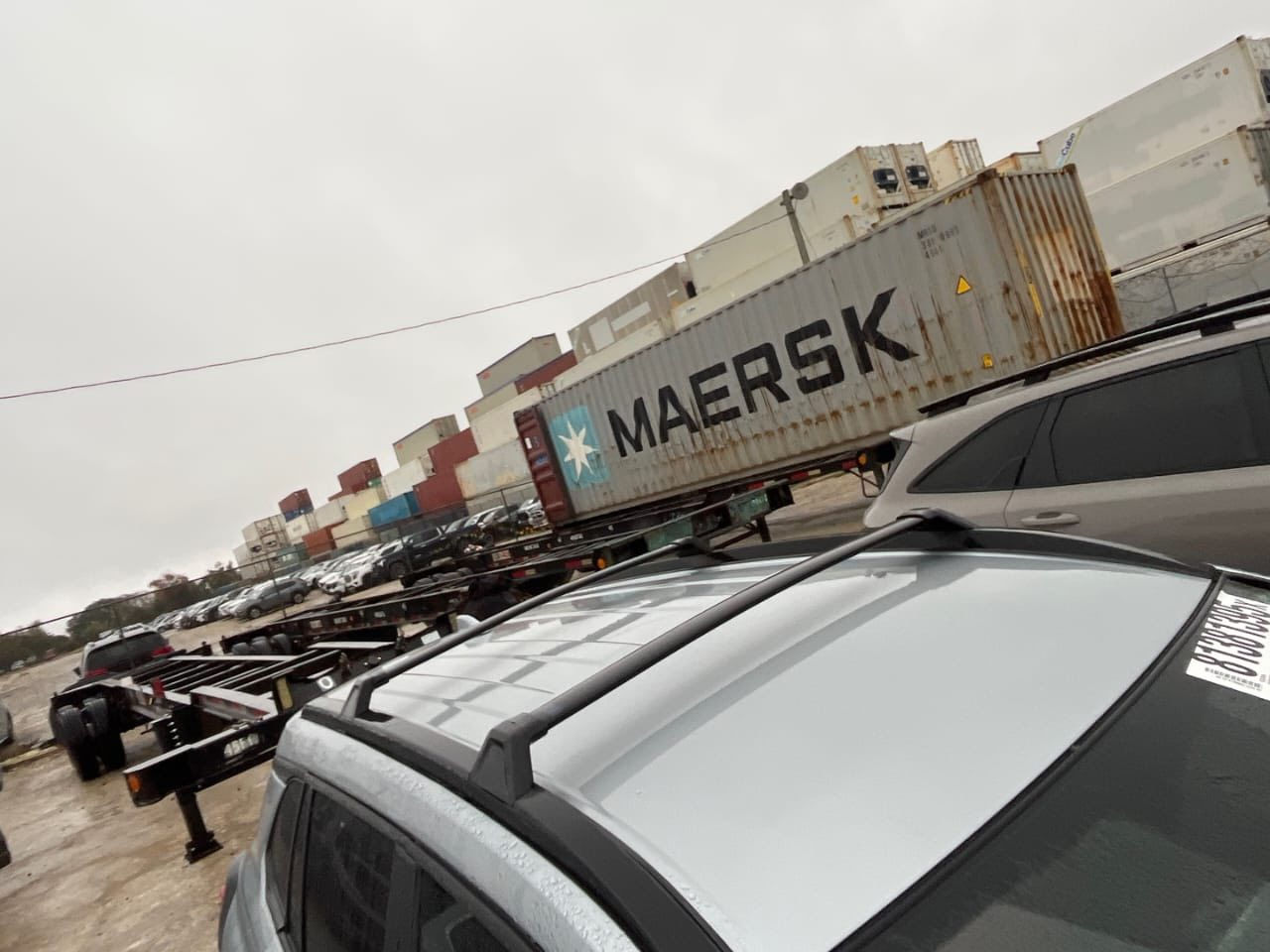 السلام عليكم تويوتا كورولا كروس هايبرد ٢٠٢٤ السعر ( 129) ورقة وبيها مجال بسيط موجوده في عمان الأردن المنطقة الحرة شارع ١٢ شمال شركة أرض الفاضل مقابل معرض الفهرس ابيع على وضعها بدون تصليح وكمرك ترهم تدخل شهداء للتواصل خاص او الاتصال على الرقم***********
