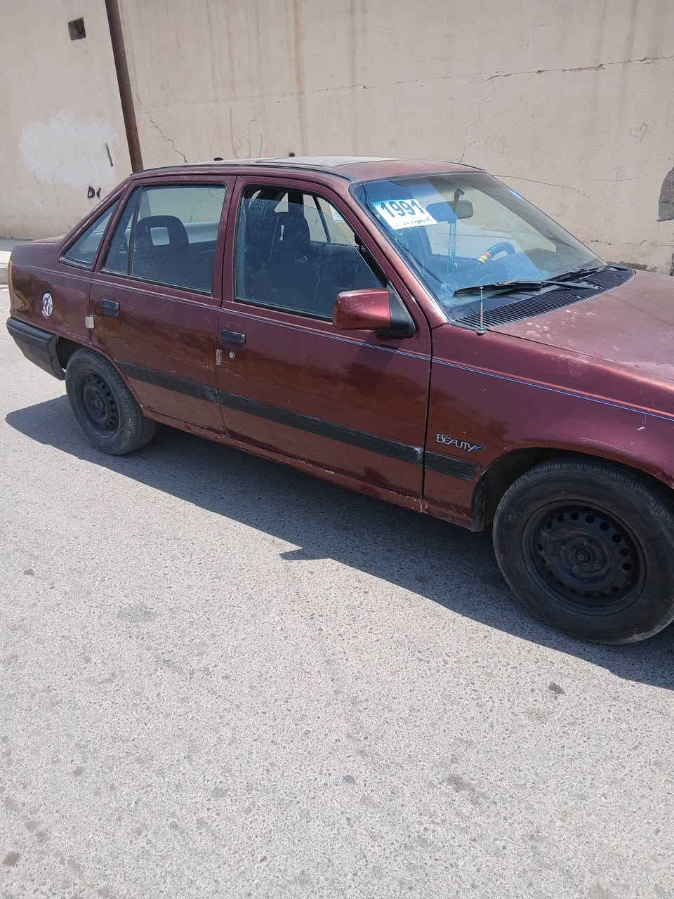 سلام عليكم اوبل كاديت محرك 16 موديل 91 سياره بلادي بدون سبق سنويه لل 2030 سعر 27@***********
