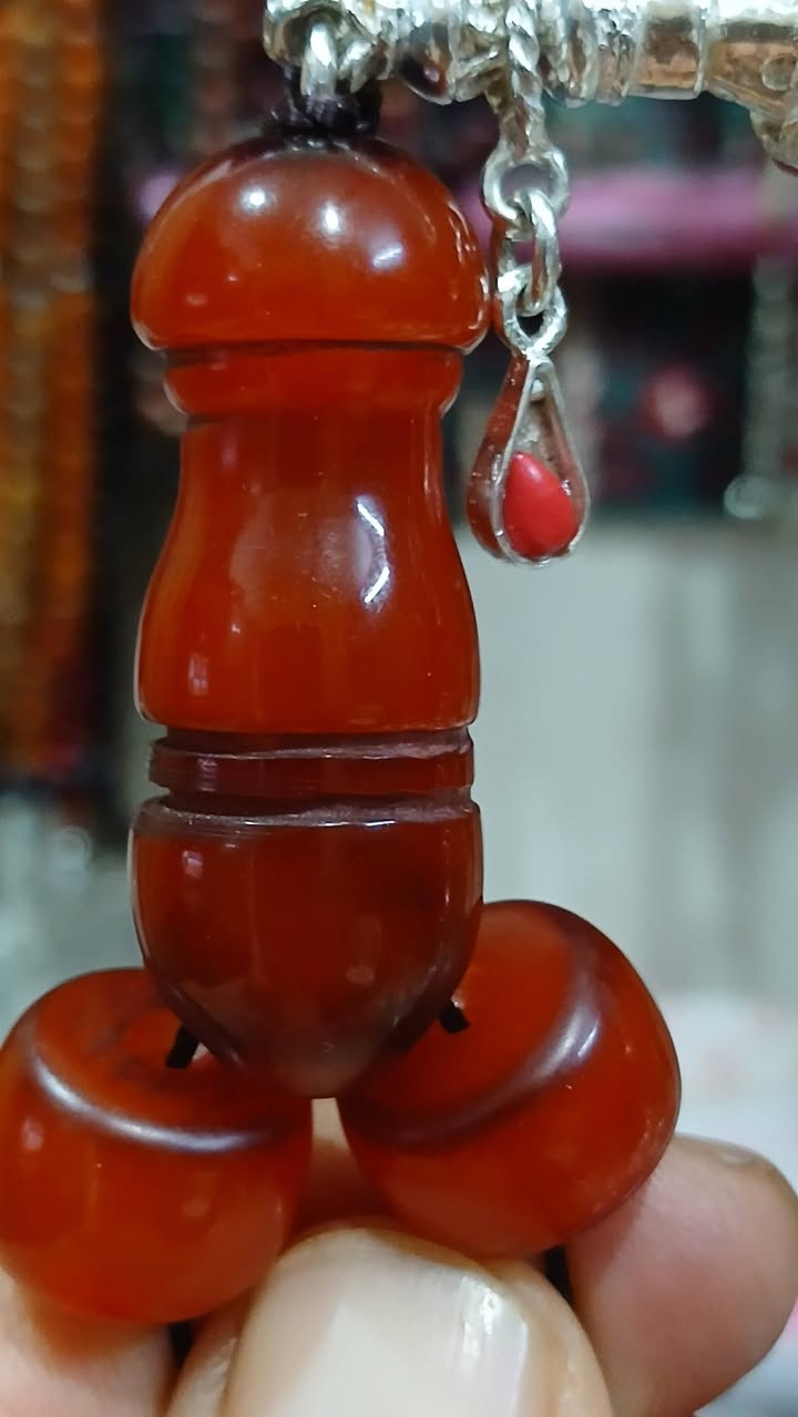 جمعتكم طيبه مباركة ان شاء الله الوصف كورب أفغاني قديم للصبابه١٤ب١٤مل طقم سيكروم تلبيس فضه حلبي مواصفات تضاهي الالماني بدها غاوي ومحمل شيوخ والسعر مناسب جدا..... الاسترجاع مكفول خلال 3 أيام إذا ثبت أن الخامة غير مطابقة للوصف".


**إذا كنت صاحب هذا الإعلان وتريد حذفه لأي سبب، رجاءا أرسل رسالة إلى الدعم الفني**