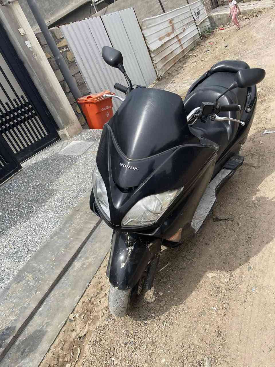 فورزة08 دراجة جاهزة 

بصمة +

سايد بريك + امبثري عالي ولايتات زنون 

بريك امامي خلفي دسك 

ستاند كهرباء

رون واحد ونص مكفولة تبخير نضوح حماوة

نكره سلف شغل واطلع وين ميعجبك دراجة مداريه حماوة نص ثابت 

واسف ع الاطاله 

مكاني بغداد المحموديه اللطيفيه

السعر700 وبيها مجال للشراي اتساهل مو مشكلة اخوان 

شباب رجاءً موضح كلشي مو تراسلني لو تخابرني تسأل من جديد كتبت كلشي حته لتعبون واني بخدمتكم ***********
***********واتساب
