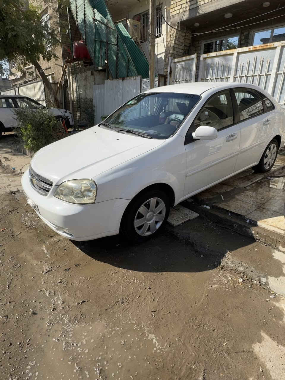 اوبترا 2012 رقم بغداد
ماشيه 95 الف 
سعر 90 $
هاتف ***********
