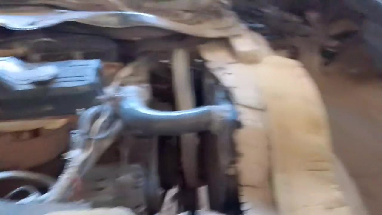 السلام عليكم كيا اسيا للبيع موديل 94 بدون تحويل السياره كير محرك اكسل مكفول المحرك لا تبخير  ولا تنقيص خير من الله تايرات نص عمر دوخل حلوه لايت عالي ناصي. باور مشط استيرن  شغال السعر 18 وبيه  مجال المكان بابل اجبله اتصل ***********

