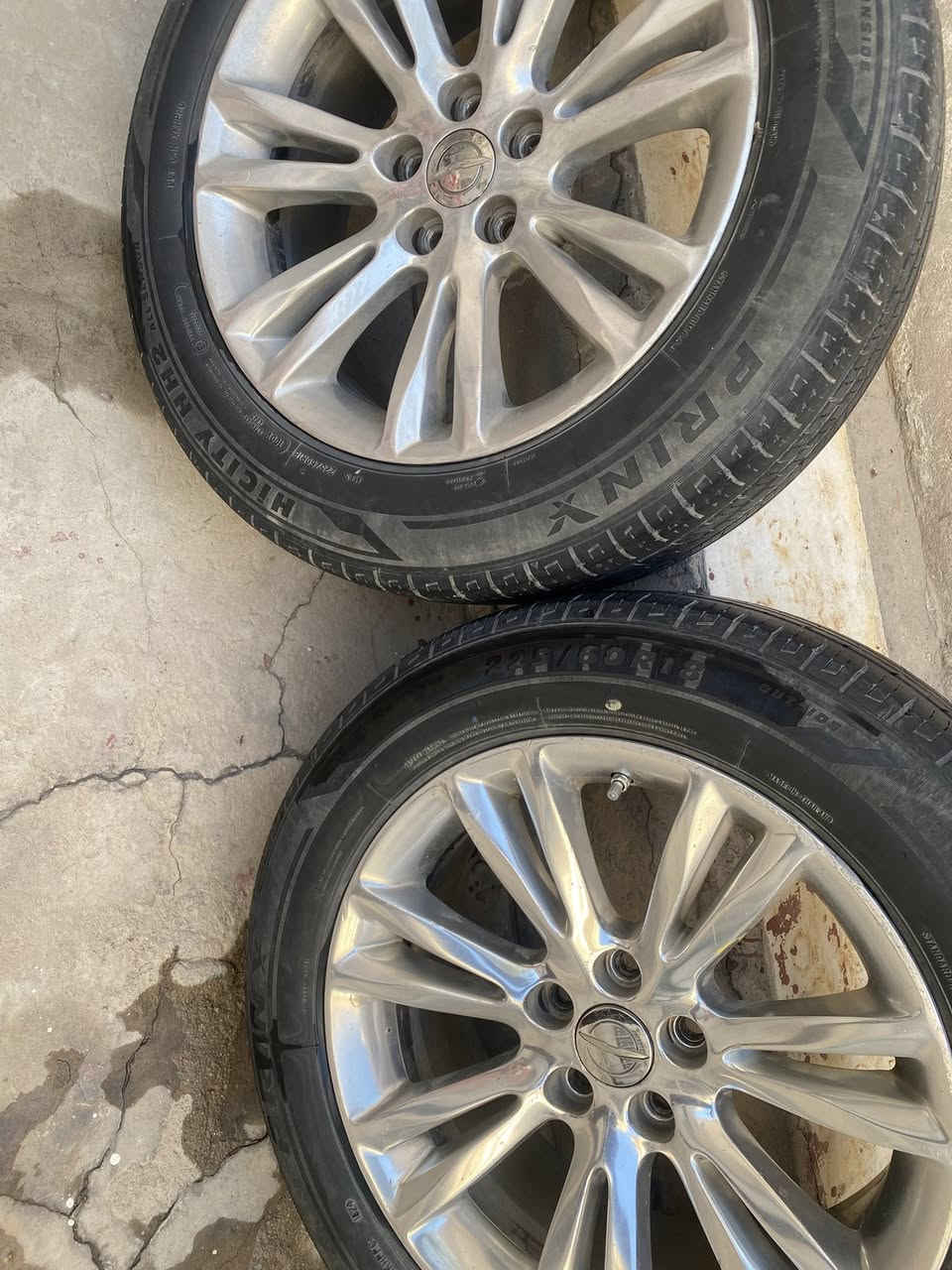 سلام عليكم
رمضان كريم عليكم جميعا 

تخم كامل ويل + تاير 

مال اوباما للبيع نظيفات و حلوت و حتى بلنص مسويلهن 

السعر 600 الف و بيها مجال مكان بغداد الاعظمية 

الرقم : *********** 

رجاءا الدنيا رمضان الي ميعجبه لا يعلق ولا يحجي 

اعبر المنشور 

🤝🫶
