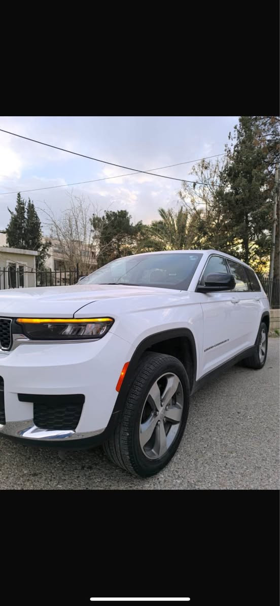 کــــــوردی 
تەنها فرۆشتن بە نقد 
Jeep grand Cherokee 
جێب گراند چیڕۆکی 
مـــۆدێل /2023
مواسفات / altitude, سێ رێز کوشن،
مەکینە /v.6 شەش پستۆن / 4×4
بێ ئێڕباگ ، بێ ناوگرتن
 چامرلغ سبوغ ، بستەک سەندوق کلێر

نـــــــرخ  (( 25900 $  )) 

ناونیشان هەولێر
 پەیوەندی واتساپ  ***********

عربي 
فقط بیع نقد 

Jeep grand Cherokee 
جيب كراند شيروكي 
مــــــــودیل/2023
مواصفات/ altitude , سبع اراكب ، 
 دبل اكسل 
محرك /  v.6 ست سلندر
بدون ایرباك ، بدون دواخل
جامرلغ صبغ ، شبر صندوق كلير

سعر   (( 25900 $  )) 
عنوان اربیل ، للاستفسار 
*********** أربيل, العراق
