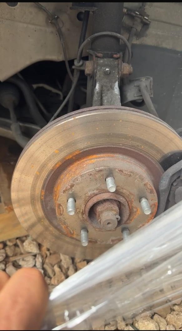 تتوفر كصة التيما 2009 (( جملة فقط))

متوفر مقطع التشغيل قبل الكص 

للمزيد من التفاصيل الاتصال او واتس اب

***********

***********
