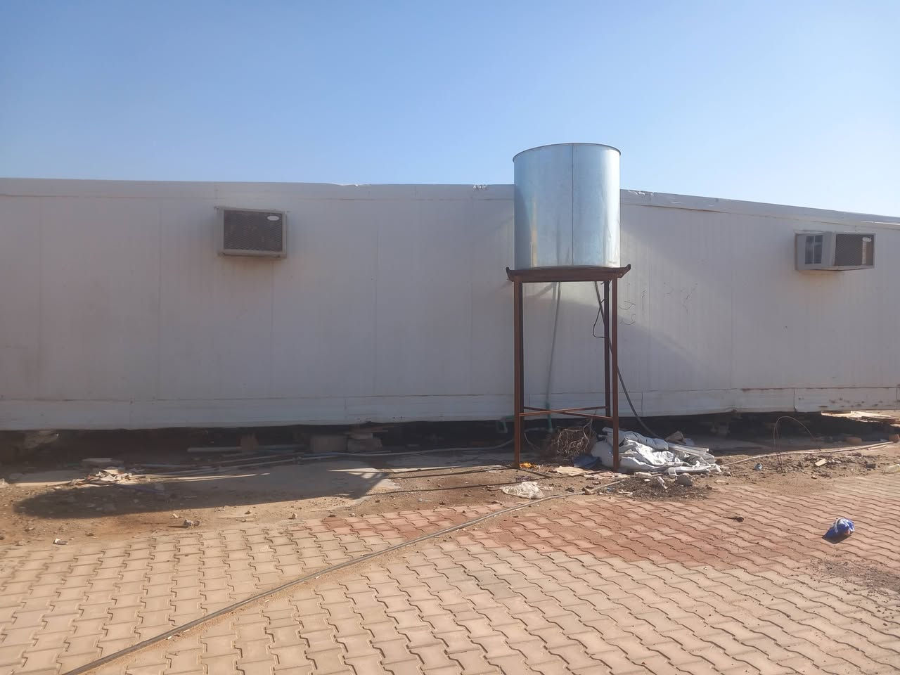 سلام عليكم كرفونات لبيع موجودات بيجي ***********
