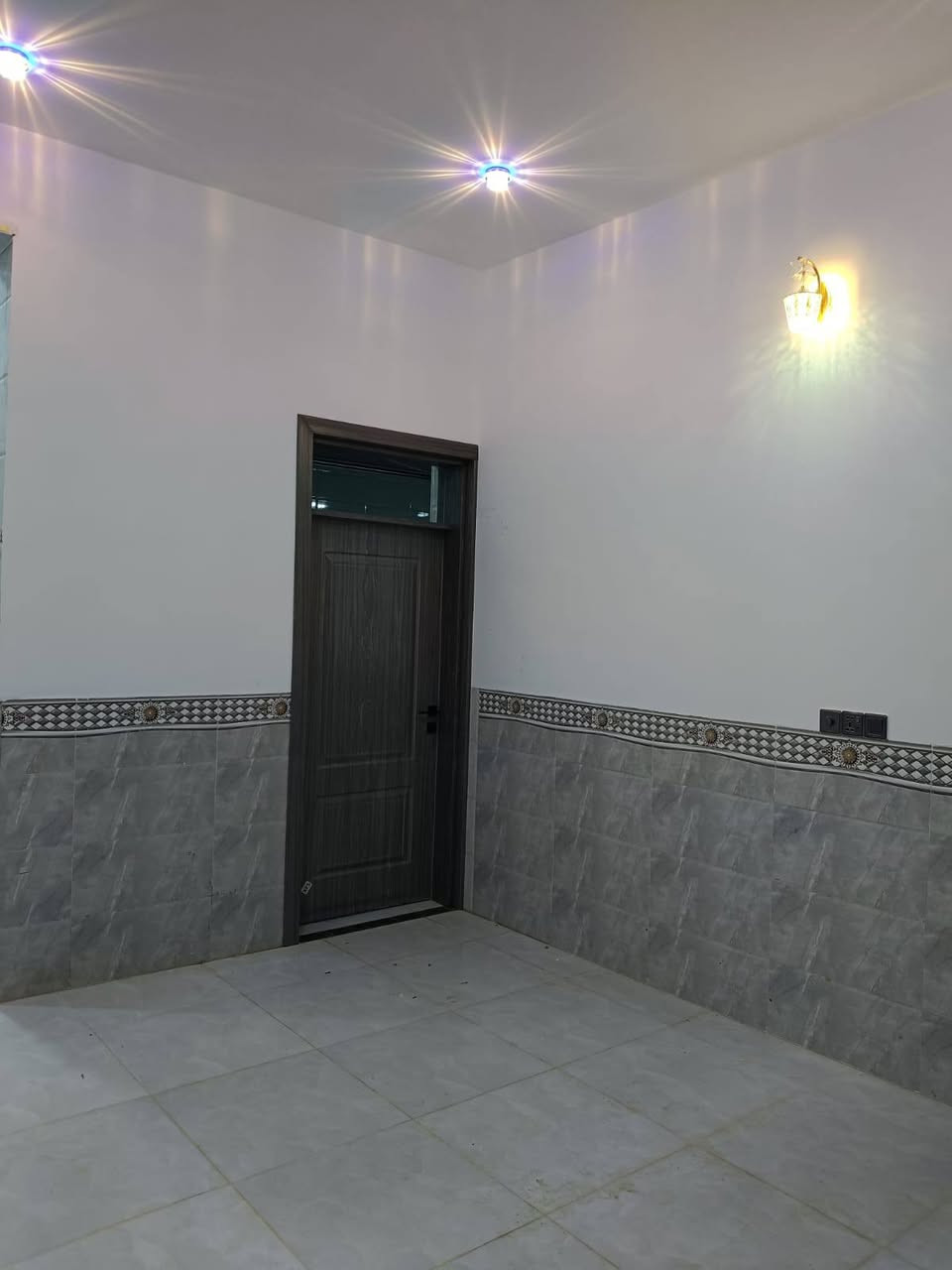 أحد أعمال شركه باب الدار 

في مدينه الخالديه 

______________________________
نصب أبواب داخليه المصممه باعلى معايير الجوده والجمال
لتضيف لمسه فريده الى منزلك
نتميز باحدث الموديلات الحصريه
موديلات حديثه متوفره بجميع القياسات
نحن نحرص على كل تفصيله حتى تكون تجربتكم ويانا مريحه
تتوفر لدينا كافه الموديلات 
أبواب صيني 
أبواب تركي 
أبواب شمالي 
صممت الابواب بمواد عاليه الجوده تضمن القوه والمتانه
ابوابنا ذات جوده عاليه
ضد الماء
عازل الصوت
عازل الاتربه
وباشكال حديثه
التنصيب على يد امهر الكوادر المتخصصه
كذلك تتوفر لدينا اوردرات للقياسات الخاصه حسب طلب الزبون من المواصفات والالوان والموديلات
مستعدون لتجهيز كافه البنايات والمنازل وباسعار مناسبه

مده التجهيز لا تتجاوز ( 5 ) ايام 

زورونا ستجدون ما يرضيكم

العنوان الانبار الرمادي شارع 40 مجاور افران الصباح

متواجدون طيله ايام الاسبوع
من ساعه 9:00 صباحا إلى  9:00 مساء
الجمعه 
 من الساعه 2:00 ظهرا الى  9:00 مساء

الاستفسار الاتصال على الارقام التاليه
***********
***********
