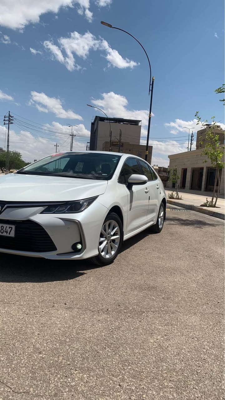 السلام عليكم 

للبيع كورلا 2020 ساززز كفالة عامة من كلشي بيهة ملاحضات بسيطة 
محرك 1.8 
بصمة كامرة تحكم ستيرن اشاير مري لايت زنون كشفات سيارة جديدة مابيهة اي نقص ماشية 112 الف رقم اربيل بسمي كير محرك تبريد حدادية كلشي كفالة تخم تاير جديد 

السعر 162ورقة (شدة و62ورقة)وبيهة مجال السيارة كفالة عامة وكلشي موجود بلسوك 

مكانهة كربلاء 
((((***********)))) بغداد, العراق
