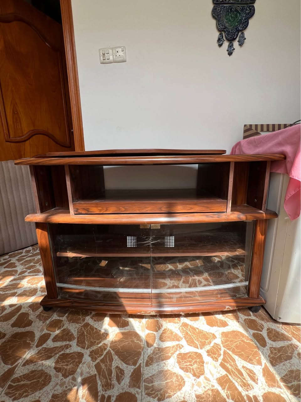 ‎بوفيا وميز تلفزيون للبيع‎ موصل, نينوى


**إذا كنت صاحب هذا الإعلان وتريد حذفه لأي سبب، رجاءا أرسل رسالة إلى الدعم الفني**