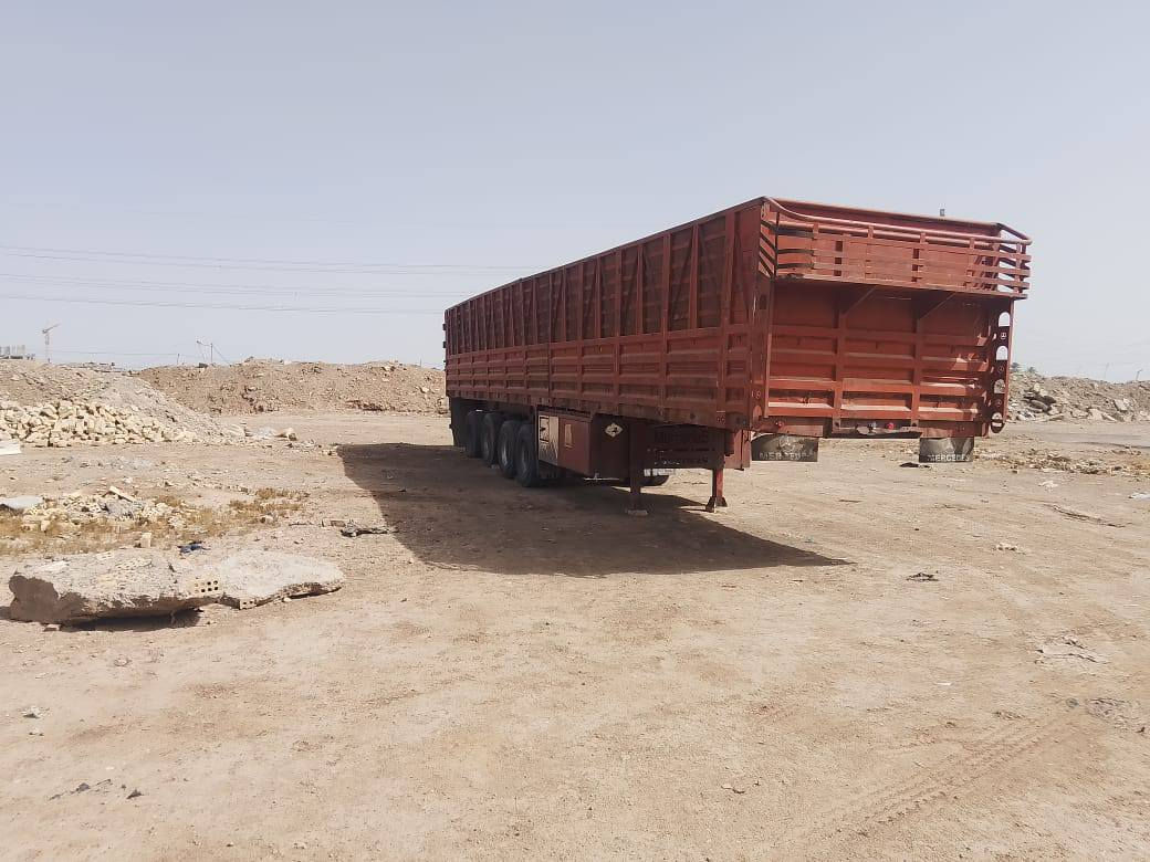 عربانه للبيع خمس محاور اثنين 14 وكلاث 13 طوله 13,70ارتفاع الجناب 190 السعر 120 ورقه للاستفسار ***********
