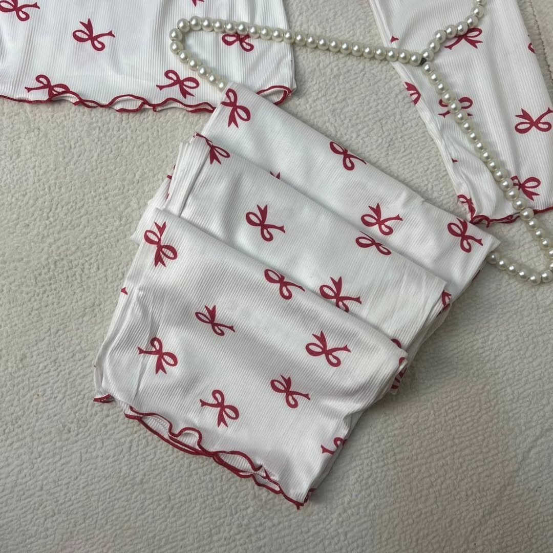 تراك صيفي قطني ناعم 🩷🩷
السعر 15 الف
القياسات S.M.L.XL.XXL 

يتوفر تغليف هدايا 🎁 
يتوفر دفع عند الاستلام  و ايضا زين كاش - ماستر

يرجى فحص البضاعه قبل الاستلام من المندوب.
توصيل بغداد 5 الاف
توصيل محافظات 6 الاف
#hellokitty #kitty #kuromi #mymelody #iraq


**إذا كنت صاحب هذا الإعلان وتريد حذفه لأي سبب، رجاءا أرسل رسالة إلى الدعم الفني**
