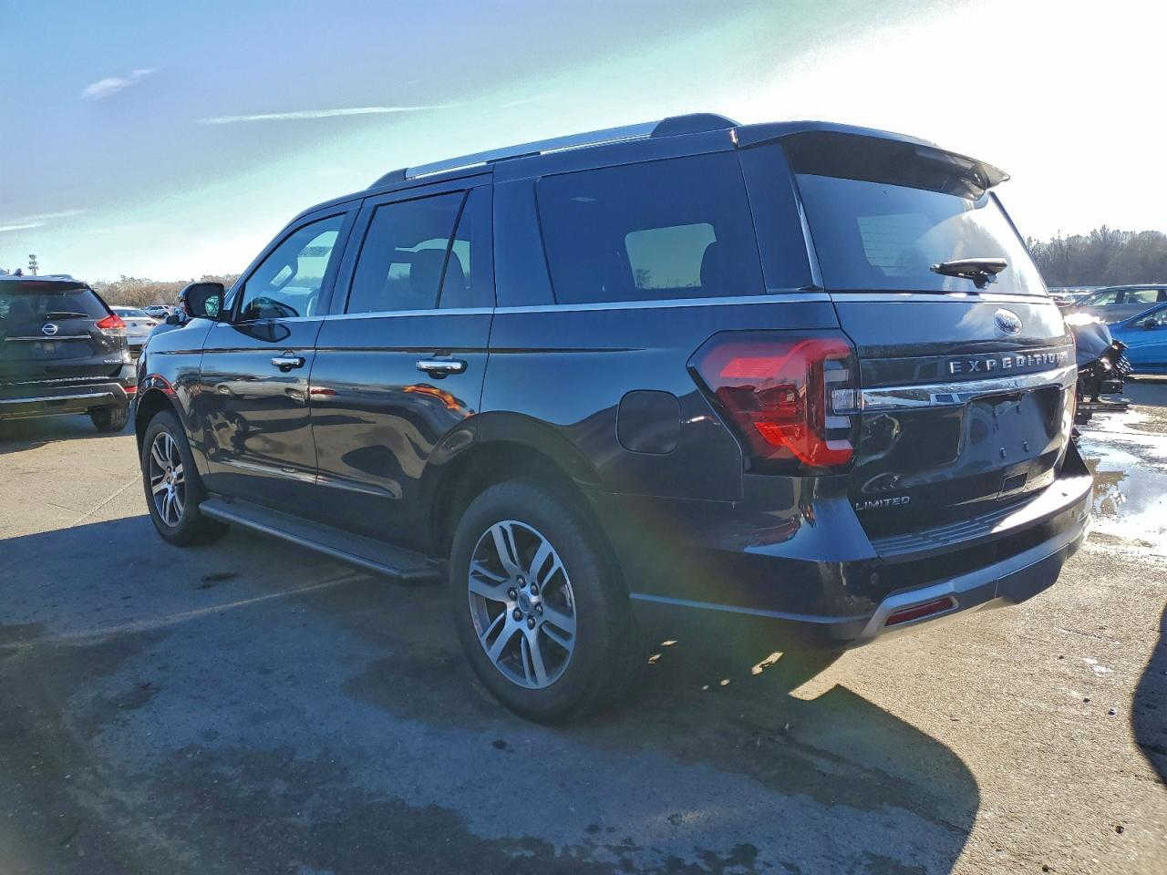 🚨 تنويه مهم
هذه السيارة معروضة في المزاد الأمريكي 🇺🇸
والمزايدة والشراء تتم عن طريق مكتب الباخرة للمزادات 🇮🇶
🔥 تدخل بكتاب الشهداء
───────────────
🚗 نوع السيارة:2024 FORD EXPEDITION LIMITED
📅 تاريخ المزاد:الخميس 05-02-2026
💰 السعر: يتحدد داخل المزاد
📊 الممشى:23558 ميل فعلي
🛠️المحرك: 6 سلندر / 3.5 لتر
───────────────

🔥 مجاناً مجاناً مجاناً
📄 تقرير كارفاكس مجاني بدون أي مقابل
───────────────

🚗 سحب السيارة خلال 24 ساعة من وقت التسديد
💸 حسابات مخفّضة وعمولات أقل من السوق
───────────────

🚢 الشحن متوفر من:
🇺🇸 🇨🇦 جميع الولايات الأمريكية والكندية
➡️ شحن مباشر إلى العراق
➡️ العقبة – جبل علي – ميرسين
───────────────

🛃 تخليص كمركي كامل من ميناء أم قصر
🏔️ تخليص كمركي إلى إقليم كردستان
🇯🇴 شحن مباشر إلى عمّان (العقبة)
🇹🇷 شحن إلى ميناء ميرسين – تركيا
───────────────

🏢 فروع الشركة:
📍 الفرع الأول: بغداد – السيدية – الإعلام
📍 الفرع الثاني: الإمارات العربية المتحدة – الشارقة – الصناعية 4
───────────────

👥 مجموعة البيع والشراء:
https://www.facebook.com/share/g/17pXXBgeeU/?mibextid=wwXIfr

───────────────

🎵 TikTok:
https://www.tiktok.com/@al_bakhera?t=8qGOLioZlVE&_r=1

───────────────

📞 للاستفسار والتواصل:
+9647739115599
