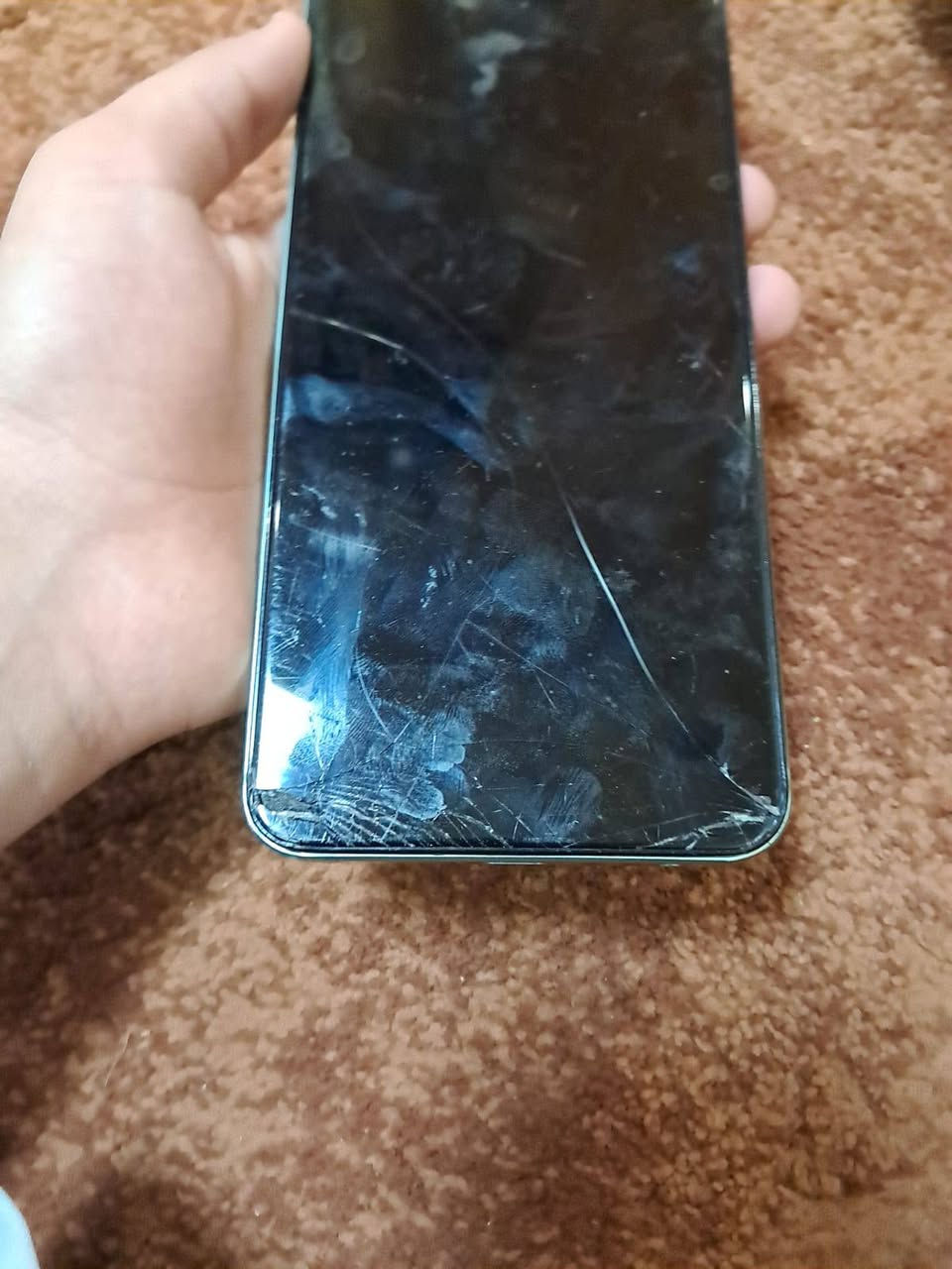 السلام عليكم
موبايل Vivo للبيع
كلشي شغال تمام، بيه خدوش وكسر خفيف بالشاشة مثل ما مبين بالصور
السعر قابل للتفاوض
اللي مهتم يدز خاص 🌸
*********** على الواتساب
