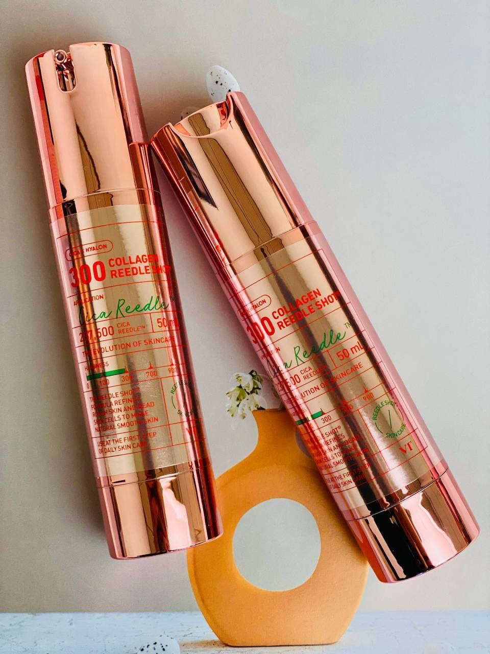 ✨سيروم في تي كوزمتيكس كولاجين ريدل شوت 300 (VT Cosmetics Collagen Reedle Shot 300) منتج للعناية بالبشرة مصمم لتعزيز امتصاص المكونات النشطة وتحسين مرونة البشرة. يستخدم تقنية الإبر الدقيقة (microneedles) للمساعدة في اختراق المكونات بعمق أكبر في الجلد.
✅ والفوائد الرئيسية:-
✔️ يحتوي السيروم على "Cica Reedle"، وهي إبر دقيقة مشتقة من السيليكا، تخلق قنوات دقيقة مؤقتة في الجلد لتعزيز تغلغل المكونات النشطة، مثل الكولاجين، بشكل فعال.
✔️ تساعد المكونات الرئيسية مثل الكولاجين منخفض الوزن الجزيئي (500 دالتون) ومستخلص بروتين الحليب وفيتامين E على شد البشرة المترهلة وتحسين مرونتها، مما يمنحها مظهرًا أكثر امتلاءً وحيوية.
✔️ يعمل على تنعيم سطح البشرة وتقليل ظهور الخطوط الدقيقة والتجاعيد، كما يساعد في تقليل مظهر المسام.
✔️ التركيبة غنية أيضًا بمركب "Cicahyalon" (المكون من مستخلص السينتيلا اسياتيكا وثلاثة أنواع من حمض الهيالورونيك) لتهدئة البشرة وتوفير ترطيب عميق وتقوية حاجز البشرة..
#الاصلي المنشأ كوريا 🇰🇷💯

🚘 يوجد خدمة توصيل لجميع محافظات العراق ٤ 🚘


**إذا كنت صاحب هذا الإعلان وتريد حذفه لأي سبب، رجاءا أرسل رسالة إلى الدعم الفني**