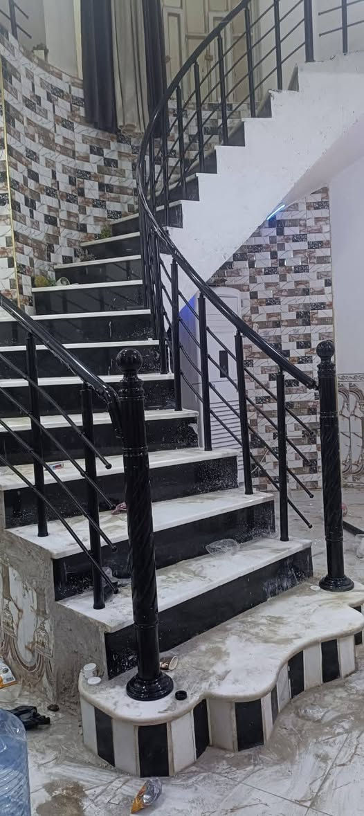 ***********
اتصل على الرقم انسب الاسعار كرسته وعمل ونقل مجانا وشغل الدرجى لاولى تدللون الغوالي واتساب ***********
