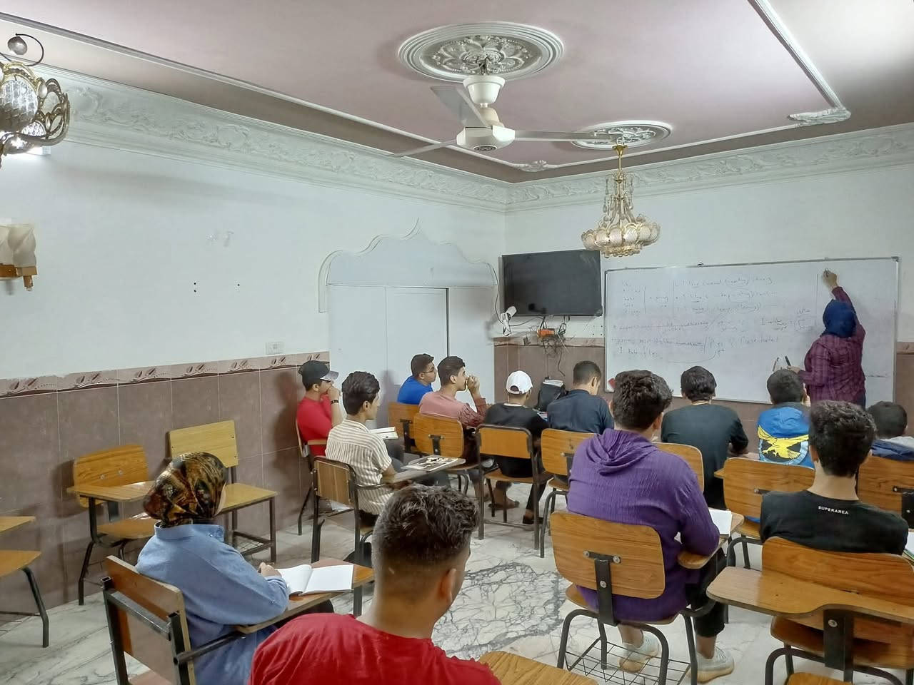 يعلن الاستاذة✋✋✋
 💥 شيماء الساعدي💥
💢 مدرسة اللغة الانكليزية 💢
 فتح دورات التقوية 
💯 ضمان ونسبة النجاح 100%💯

للاستفسار الإتصال او مراسلة الصفحة
***********
