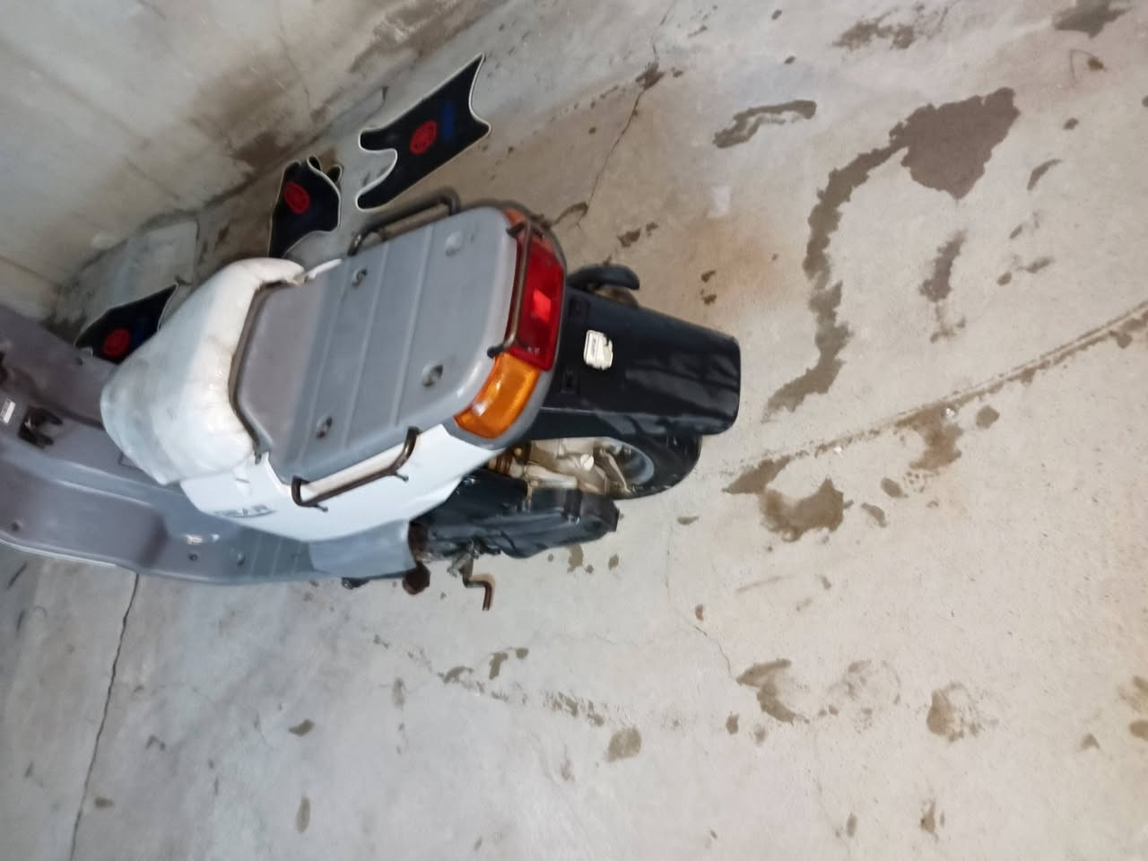 ماطور بيكم كلو شرط وضع الاصلي معمر محرك وكلو شغال وايرمنيه ا حتى هيترات تدفاء اليدات  الاناره كلو وضع الاصلي السعر 650وبي مجال اشويه مو شاري لا تكسر بي ***********
