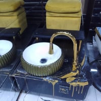 قطعتين • للبيع