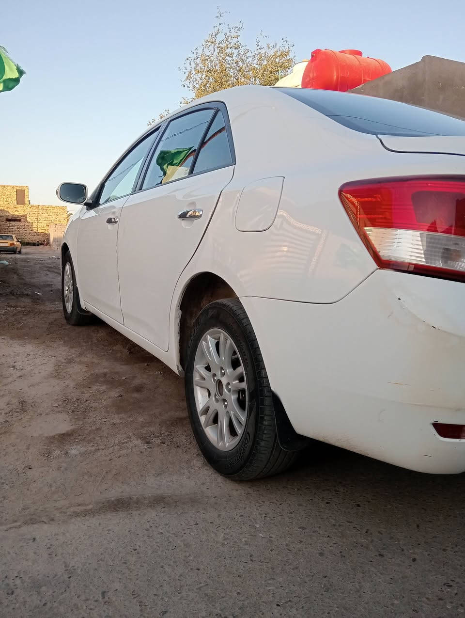 سايبه اريو موديل 18 سنويه ل30 بسمي جاهزه محرك حداديه گير   تبريد تخم تاير  كله شرط مكفوله من ضربه تبديل بس لدواير لخير  لسعر 55 عنواني ديوانيه سنيه ***********
