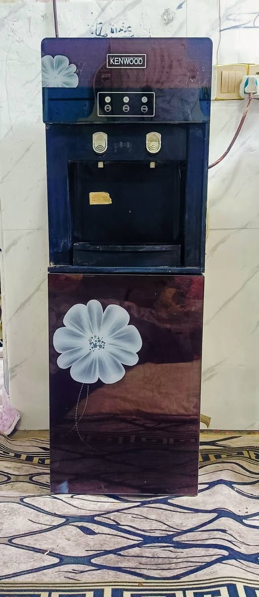 السلام عليكم اغراض منزليه جدا نظيفات واسعار مناسبه راسلني خاص واني بالخدمه مكاني بغداد العبيدي قرب مدرسة العابد ***********
