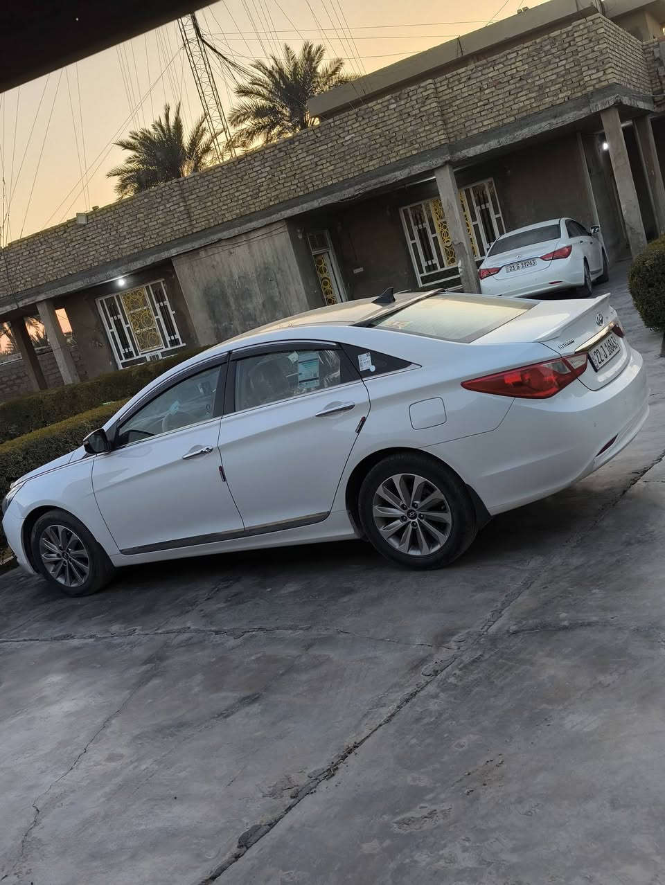 سوناتا 11 خليجي
فول مواصفات 1/1
بصمة تشغيل
بصمة ابواب 
بنوراما طكتين 
كشن كهربائي 
شاشة 
كامره دواره
ويل كروم 5
تخم تاير 
صدر امامي خلفي شركة موبس 
بجم محدث 14
زنون عالي ناصي
كفاله عامه من الرقم للرقم عدا الملاحظات البسيطه الموضحه بالسونار 
باسمي سنويه لل31
مكان السيارة /شمال بغداد /العبايجي
السعر 135
***********
