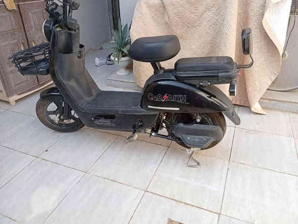 السلام عليكم دراجه شحن للبيع فول نضافه استخدام شهر فقط السعر ٢٧٥ مكاني حله اكرمين موبايل *********** شراي اتصل ما متواجد خاص
