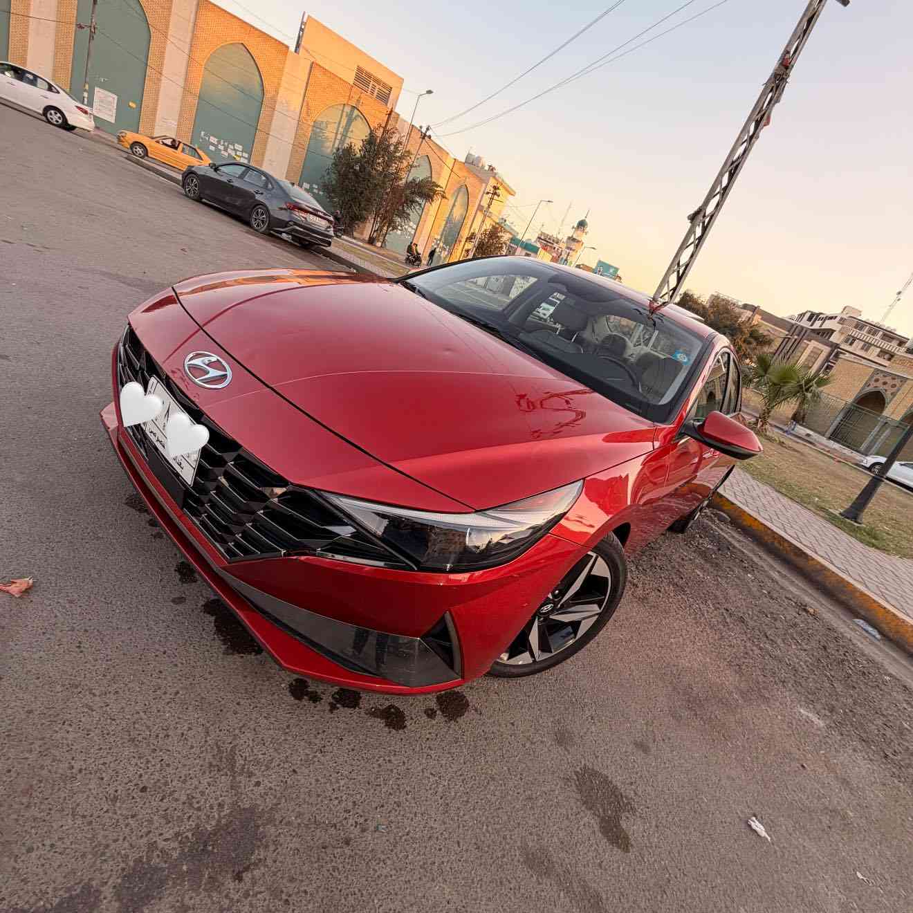 السلام عليكم الانترا 2021 أمريكيه محرك 2000 دوش جاملغ. خلفي وشويه بقبق الجنطه بجم كبس السياره لمتد واحد على واحد فول موصفات ماشيه ٦٨ الف حقيقي رقم بغداد السعر 152 السياره  مكانه الاعظميه ***********
