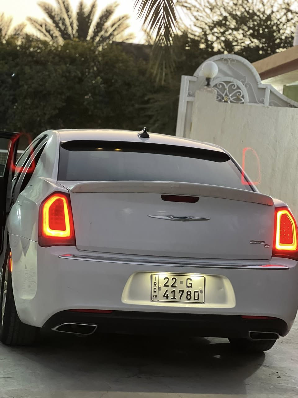 السلام عليكم من رخصه الادمن 

سياره اوباما  موديل 2017  C
حادث السياره جاملغ جهت السايق والبنيد فقط شواصي ما مليوحه السياره فول عدا رادار والشفتات بابل 

***********
