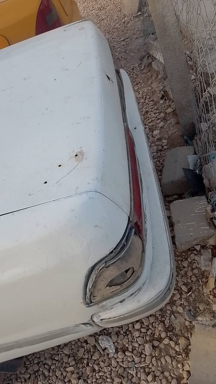 السلام عليكم ورحمه الله وبركاته سياره مارك بيضاء بابل ماكينه وقير وجناعم ويلكم سيارهق مستمسكات راعيها موجوده وياها حتى الهويه العسكريه والشاي اذا محافظه القادسيه ابيع بدون راعي والمستمسكات موجوده وياها السعر 23 وبيها مجال *********** واتساب
