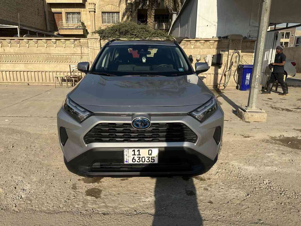 راف فور xle 2024 سلفر  وارد كندي ياباني اصلي
1-بصمه

2- فتحه 

3- كشنات تدفئه 

4- كشن السايق كهرباء 

5- كاميرا خلفيه دواره 

6- صندوق كهرباء 

7- رادر 

8 - نقطه عمياء

9- اوتو ستوب 

10- اوتو هولد 

11- هاند بريك بصمه 

12 - لايتات LED

13- حساسات خلفيه

14- اشاير بالمري 

السياره مبدل بيها باب خلف السائق اصلي نفس اللون 

وجاملغ وصندوق مصلح بارد مع صبغ جزء من الصندوق بدون ايرباك 

ماشيه 39 الف كيلو متر 
 
السعر ٢٥٠ ورقه 

مرقم جاهز بغداد

***********
