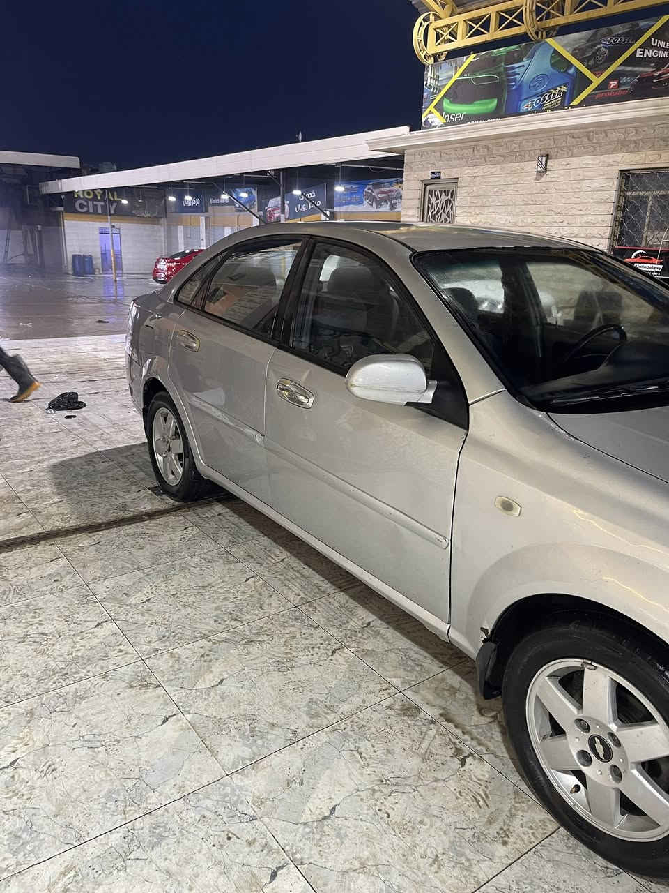 السلام عليكم 
سيارة اوبترا  2007 صبغ عام  اثر جراد 
رقم بغداد صاحبها بل الموصل مشروع وطني شرط التحويل بدون وكالة 
سنوية لي شهر 12 
محرك كير جديد على فحص 
شاشة تحكمات استيرن 
سيتم صوط 
كامرة خلفية 
قفل مركزي 
معمولة إدامة جديد 
 ادرم شفت تحتاج سيارة جاهزة وحلوة 
تبريد شغال بس كمبريسر بي صوت 
عليها غرامت ٣٠٠ الف تنزال من السعر 
السعر ٥٧ وبيها مجال بسيط 
رقم الموبيل ***********
