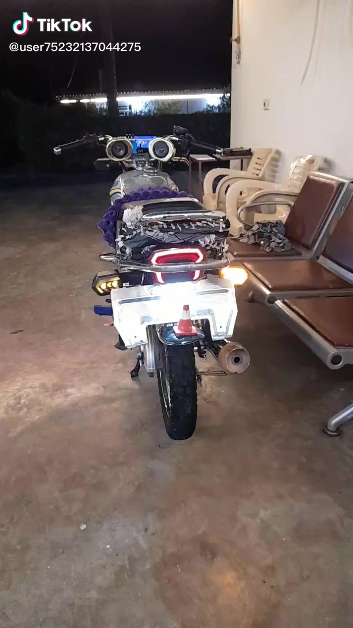 سلام عليكم موتور للبيع تايجر موديل 25 السعر 750 وبي مجال للطيبين***********
