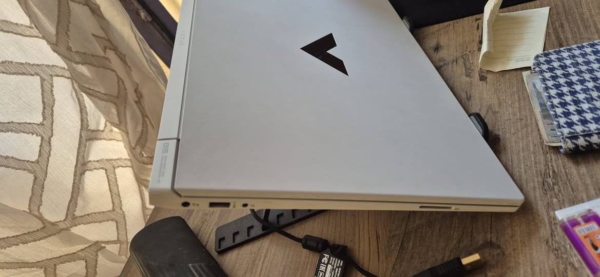 لابتوب hp victous المواصفات بالصورة السعر ٨٠٠ الف متواجد عل الفيس مكاني بغداد


**إذا كنت صاحب هذا الإعلان وتريد حذفه لأي سبب، رجاءا أرسل رسالة إلى الدعم الفني**