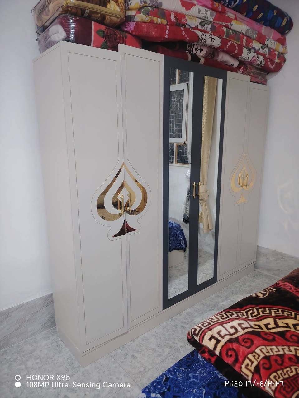 سلام عليكم غرفه البيع مستخدمه ماصارله سبوع حجز وستفسار خاص وتساب***********/ ***********
