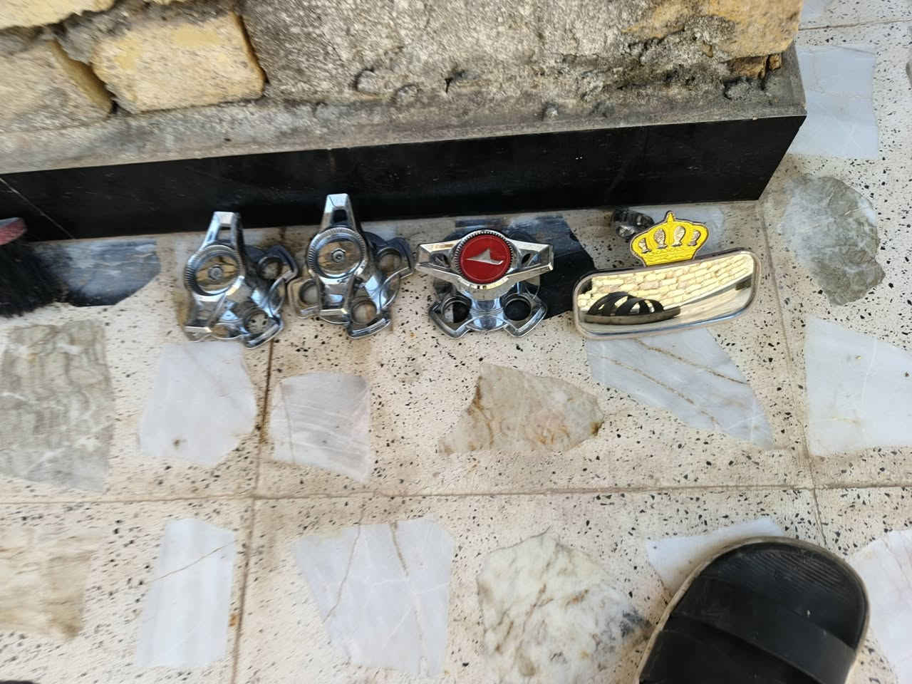 سيبايه +تابوت جاهز مع 4سماعات +كبات حجم صغير
سعر ع خاص


**إذا كنت صاحب هذا الإعلان وتريد حذفه لأي سبب، رجاءا أرسل رسالة إلى الدعم الفني**