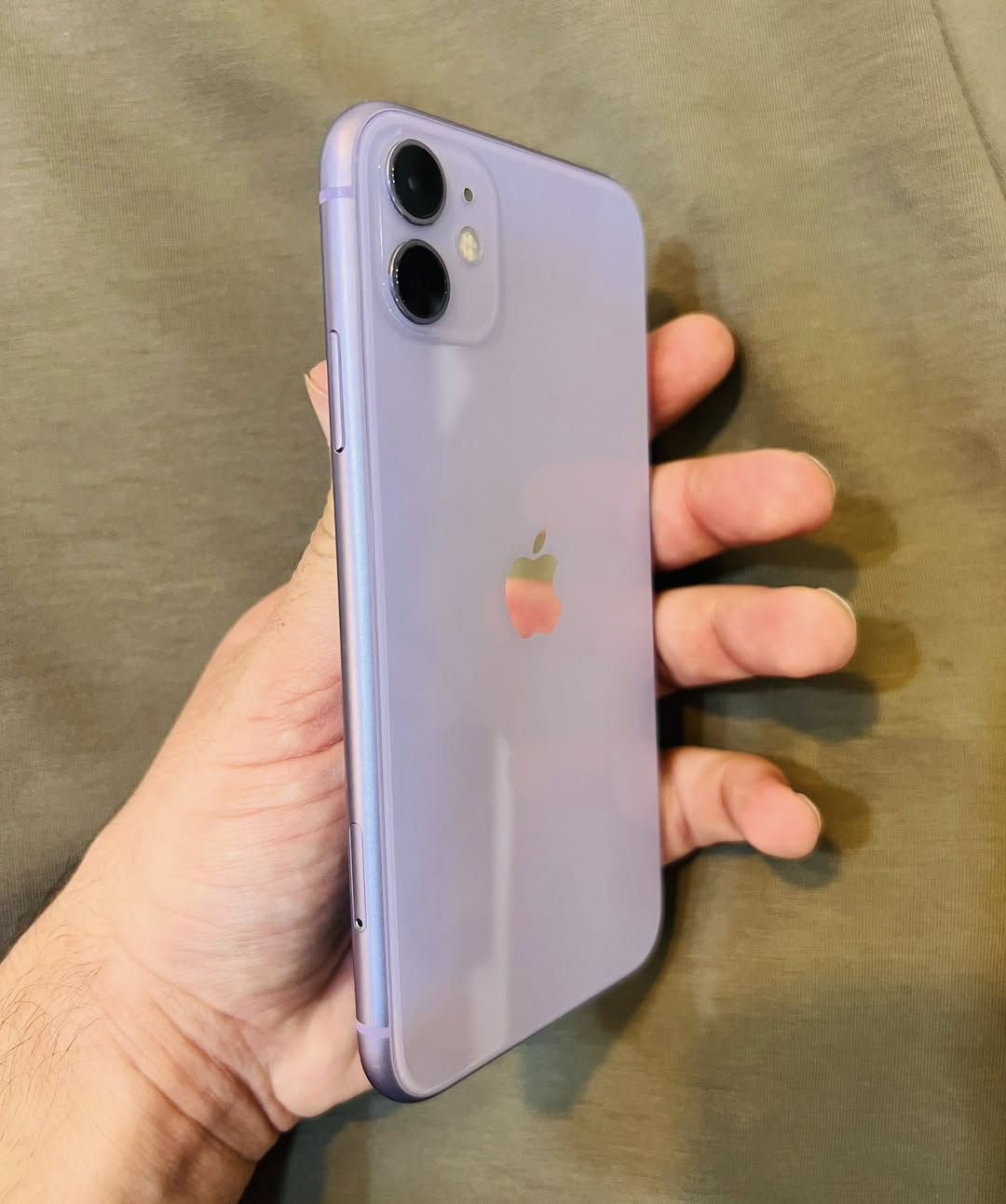 ايفون 11
بطارية 73

نظافة كلش عالية 

جهاز ما مفتوح ولا مبدل منه شي 

سعره 225 الف وبي مجال للطيبين

مكاني بغداد الكاظمية 

 بي واتساب ***********
