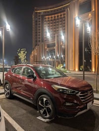 توسان ٢٠١٧ • حادث خفيف • بصمة ورادارات