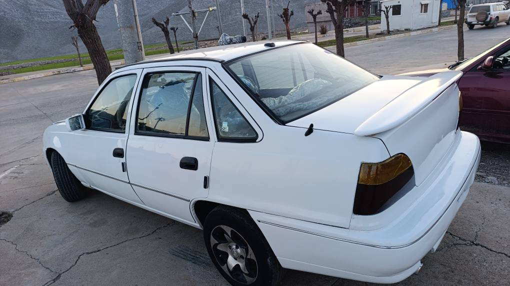 دایـــو سیلۆ مۆدیل 94 مەکــینە 16فەل بەخ تەبرید کامل ئەشیای پێوەیە ومەزبوتە . ئاڕم پلاستیک سلێــمانی بەشەرت ،گێڕو مەکینەوتوندوتۆڵی و کارەبای و بەشەرت دەعم ولێدراو موس وبڕاوەی بەشەرت سەقفی بۆیاغی نیەزۆر جوان و پوختە دەشبول وبەردەرگای جوانە تایەو ویلی جوانە بەس فروشتن شوین شکارتە دەوروبەری ڕانیە ***********فایبەر واتساب رانية, السليمانية
